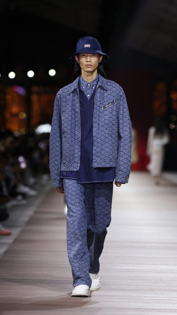 NIGO® Transports Shanghai to the Fashion Future with KENZO Spring/Summer 2024 Show Vanity Teen 虚荣青年 Lifestyle & new faces magazine NIGO® Transports Shanghai to the Fashion Future with KENZO Spring/Summer 2024 Show NIGO® Transports Shanghai to the Fashion Future with KENZO Spring/Summer 2024 Show Vanity Teen 虚荣青年 Lifestyle & new faces magazine