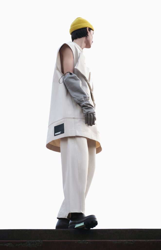 A Journey into OAMC's Fall-Winter 2023 Collection: A Fusion of Function, Fashion, and Adventure A Journey into OAMC's Fall-Winter 2023 Collection: A Fusion of Function, Fashion, and Adventure Vanity Teen 虚荣青年 Lifestyle & new faces magazine