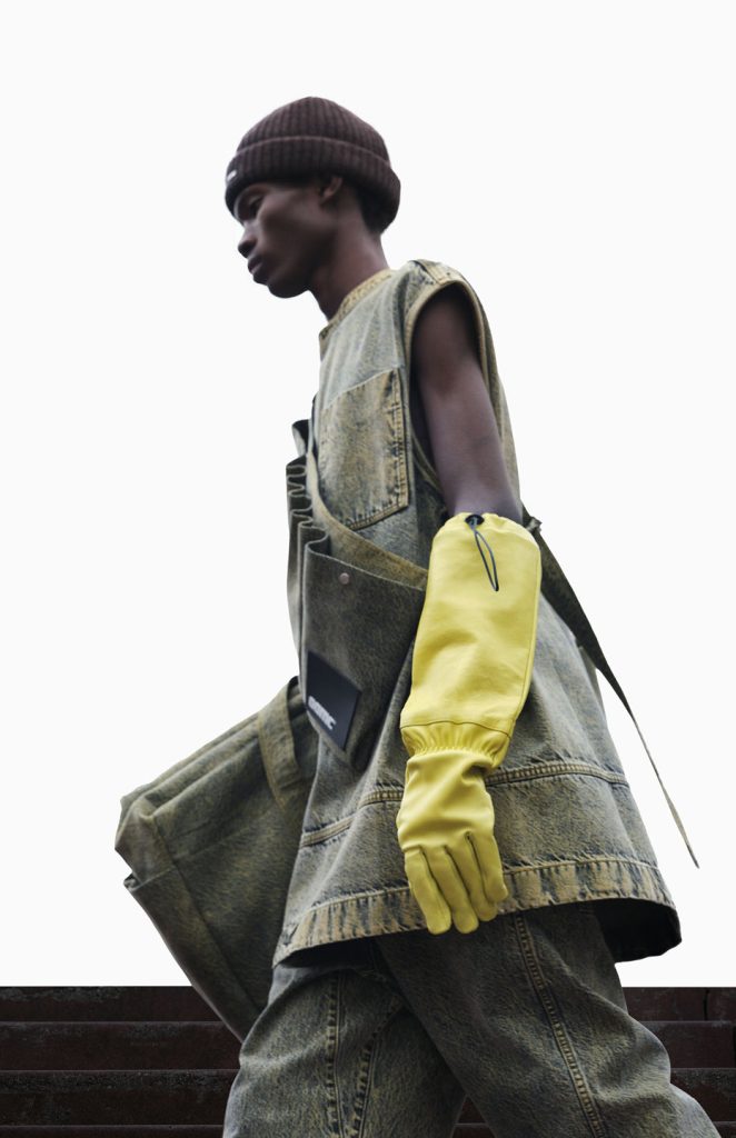 A Journey into OAMC's Fall-Winter 2023 Collection: A Fusion of Function, Fashion, and Adventure A Journey into OAMC's Fall-Winter 2023 Collection: A Fusion of Function, Fashion, and Adventure Vanity Teen 虚荣青年 Lifestyle & new faces magazine