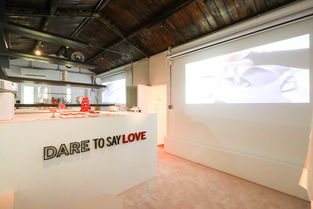 Victoria's Secret Debuts First Chinese Designer Collaboration: Victoria's Secret x RUI Victoria's Secret Debuts First Chinese Designer Collaboration: Victoria's Secret x RUI Vanity Teen 虚荣青年 Lifestyle & new faces magazine