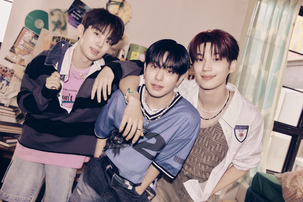 EVNNE: K-pop's New, Brightly Burning Stars Vanity Teen 虚荣青年 Lifestyle & new faces magazine EVNNE: K-pop's New, Brightly Burning Stars EVNNE: K-pop's New, Brightly Burning Stars Vanity Teen 虚荣青年 Lifestyle & new faces magazine