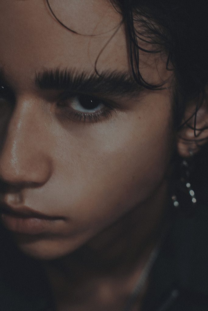 Unveiling the Subconscious: with Gina Leveau & Fabrizio Ricciardi Unveiling the Subconscious: with Gina Leveau & Fabrizio Ricciardi Vanity Teen 虚荣青年 Lifestyle & new faces magazine