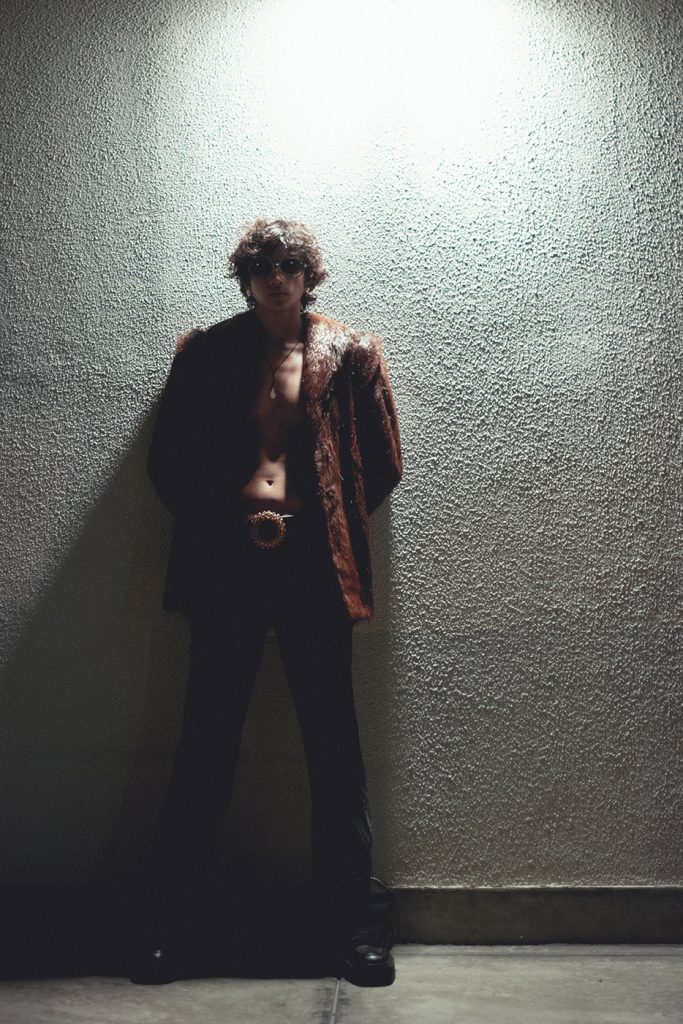 Unveiling the Subconscious: with Gina Leveau & Fabrizio Ricciardi Unveiling the Subconscious: with Gina Leveau & Fabrizio Ricciardi Vanity Teen 虚荣青年 Lifestyle & new faces magazine