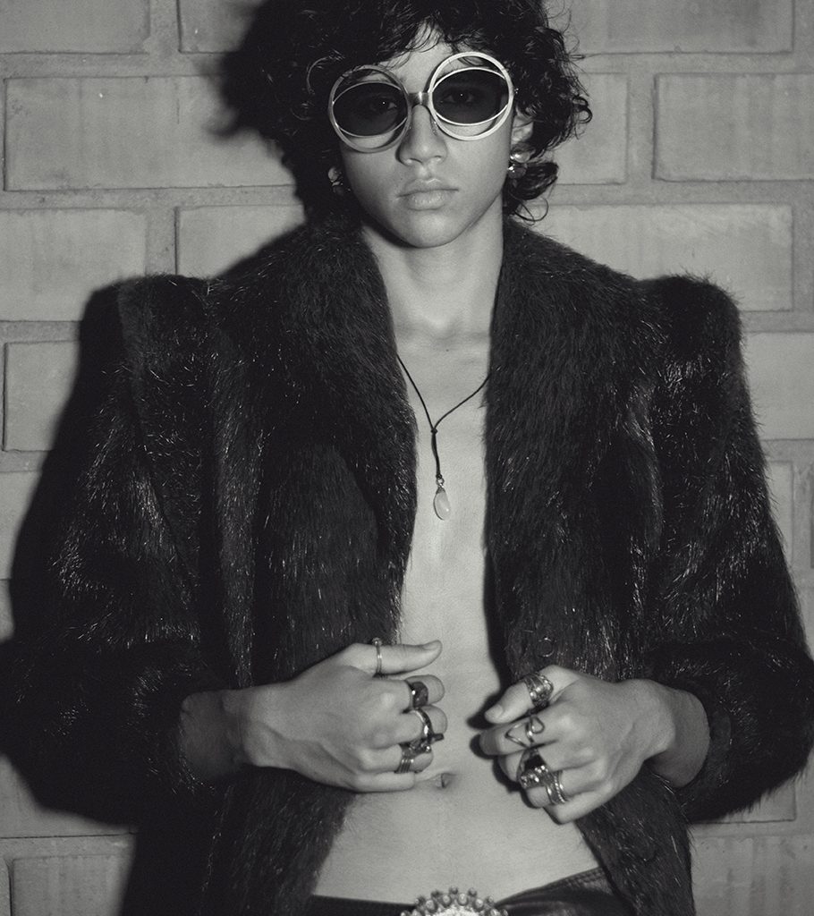 Unveiling the Subconscious: with Gina Leveau & Fabrizio Ricciardi Unveiling the Subconscious: with Gina Leveau & Fabrizio Ricciardi Vanity Teen 虚荣青年 Lifestyle & new faces magazine