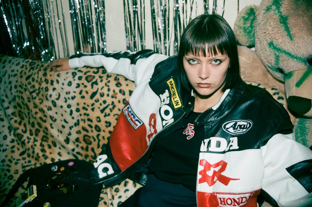 Roaring Silence: Fly State Collection No.1 Cultivates A Sanctuary of Self-Expression Roaring Silence: Fly State Collection No.1 Cultivates A Sanctuary of Self-Expression Vanity Teen 虚荣青年 Lifestyle & new faces magazine