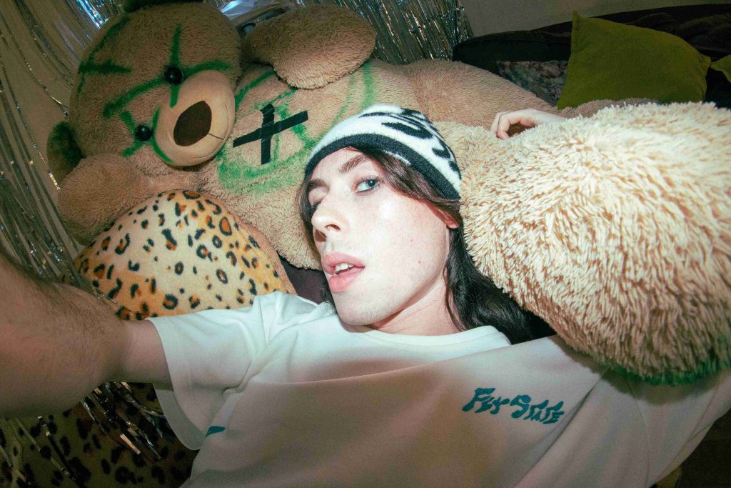 Roaring Silence: Fly State Collection No.1 Cultivates A Sanctuary of Self-Expression Roaring Silence: Fly State Collection No.1 Cultivates A Sanctuary of Self-Expression Vanity Teen 虚荣青年 Lifestyle & new faces magazine