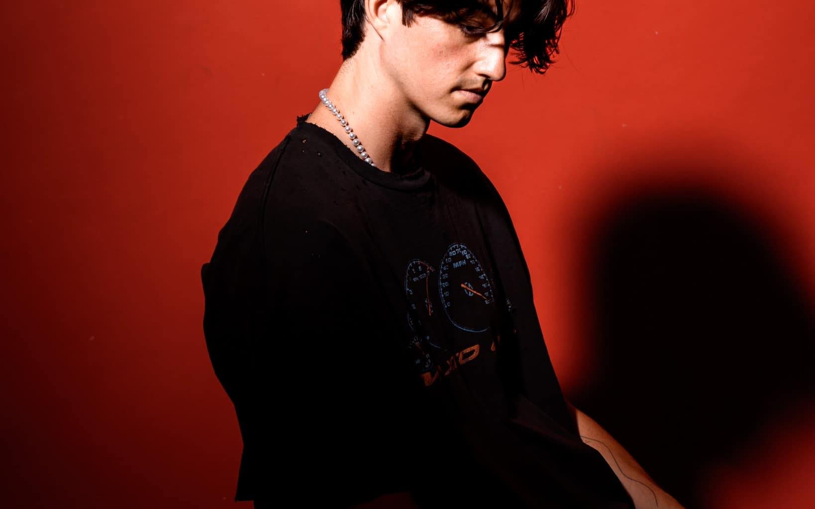 Melodies from the 1000 Islands: Elijah Woods' Musical Journey Melodies from the 1000 Islands: Elijah Woods' Musical Journey Vanity Teen 虚荣青年 Lifestyle & new faces magazine