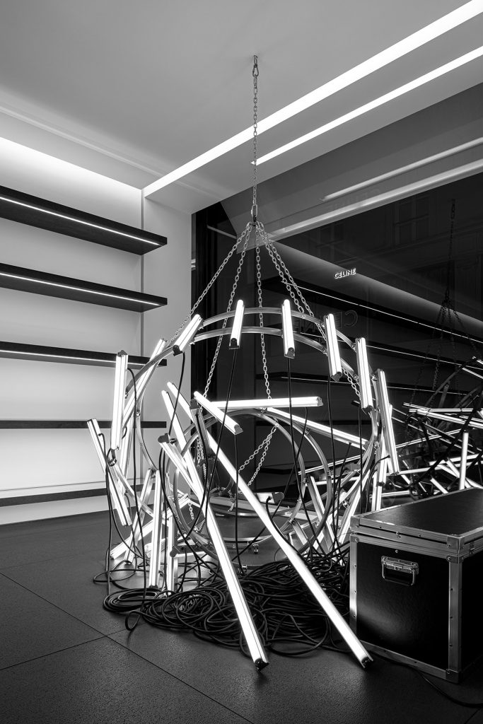 Banks Violette: Defining the Early 2000s New York Art Scene Banks Violette: Defining the Early 2000s New York Art Scene Vanity Teen 虚荣青年 Lifestyle & new faces magazine