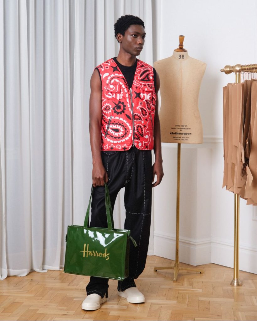 Clothsurgeon Unveils "FROM THE ROW TO THE ROAD" Collection: A Fusion of High-End Fabrics and Streetwear Clothsurgeon Unveils "FROM THE ROW TO THE ROAD" Collection: A Fusion of High-End Fabrics and Streetwear Vanity Teen 虚荣青年 Lifestyle & new faces magazine