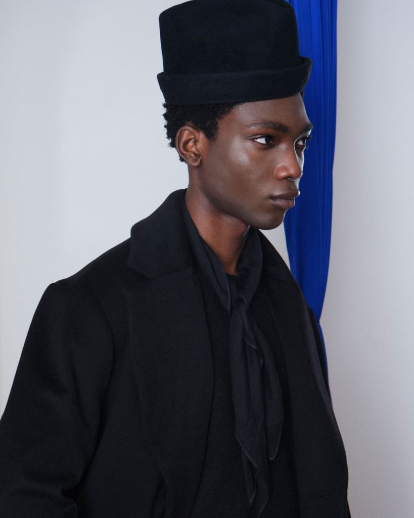 Clothsurgeon Unveils "FROM THE ROW TO THE ROAD" Collection: A Fusion of High-End Fabrics and Streetwear Clothsurgeon Unveils "FROM THE ROW TO THE ROAD" Collection: A Fusion of High-End Fabrics and Streetwear Vanity Teen 虚荣青年 Lifestyle & new faces magazine