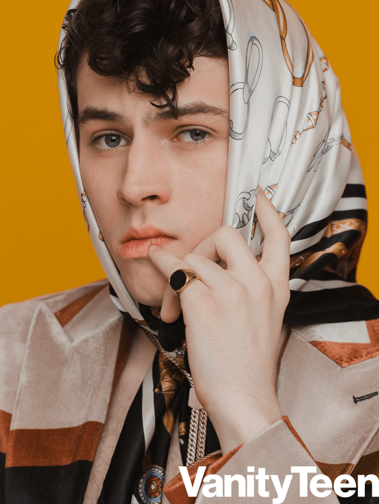 Marty McFly lands in the Future: Meet Casey Likes Marty McFly lands in the Future: Meet Casey Likes Vanity Teen 虚荣青年 Lifestyle & new faces magazine