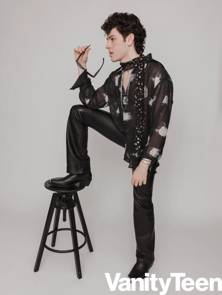 Marty McFly lands in the Future: Meet Casey Likes Marty McFly lands in the Future: Meet Casey Likes Vanity Teen 虚荣青年 Lifestyle & new faces magazine