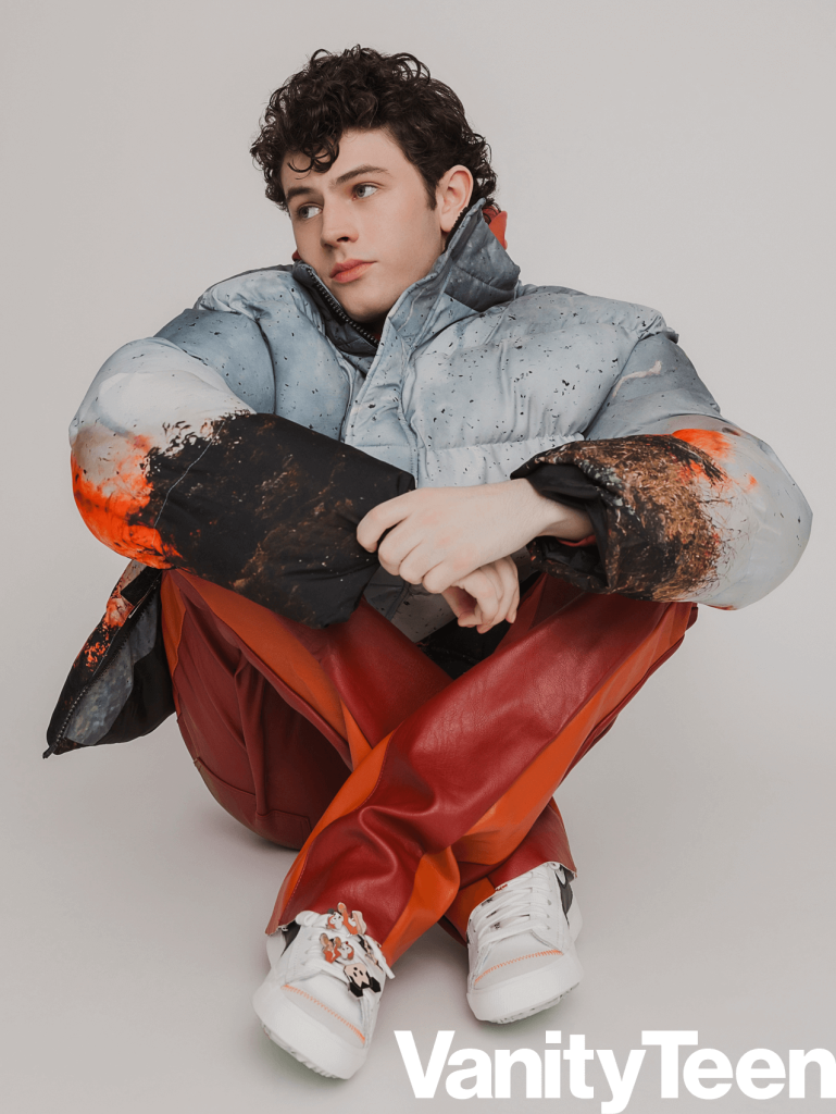 Marty McFly lands in the Future: Meet Casey Likes Marty McFly lands in the Future: Meet Casey Likes Vanity Teen 虚荣青年 Lifestyle & new faces magazine