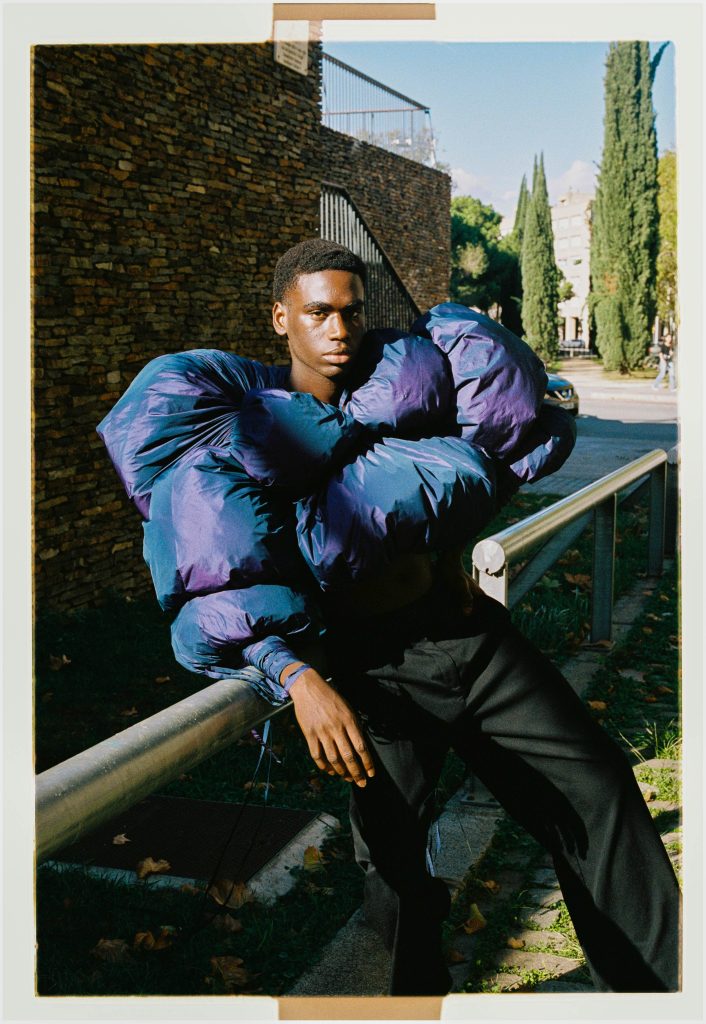 Solea: Tapestry of Modern Fashion with Artistic Heritage Solea: Tapestry of Modern Fashion with Artistic Heritage Vanity Teen 虚荣青年 Lifestyle & new faces magazine