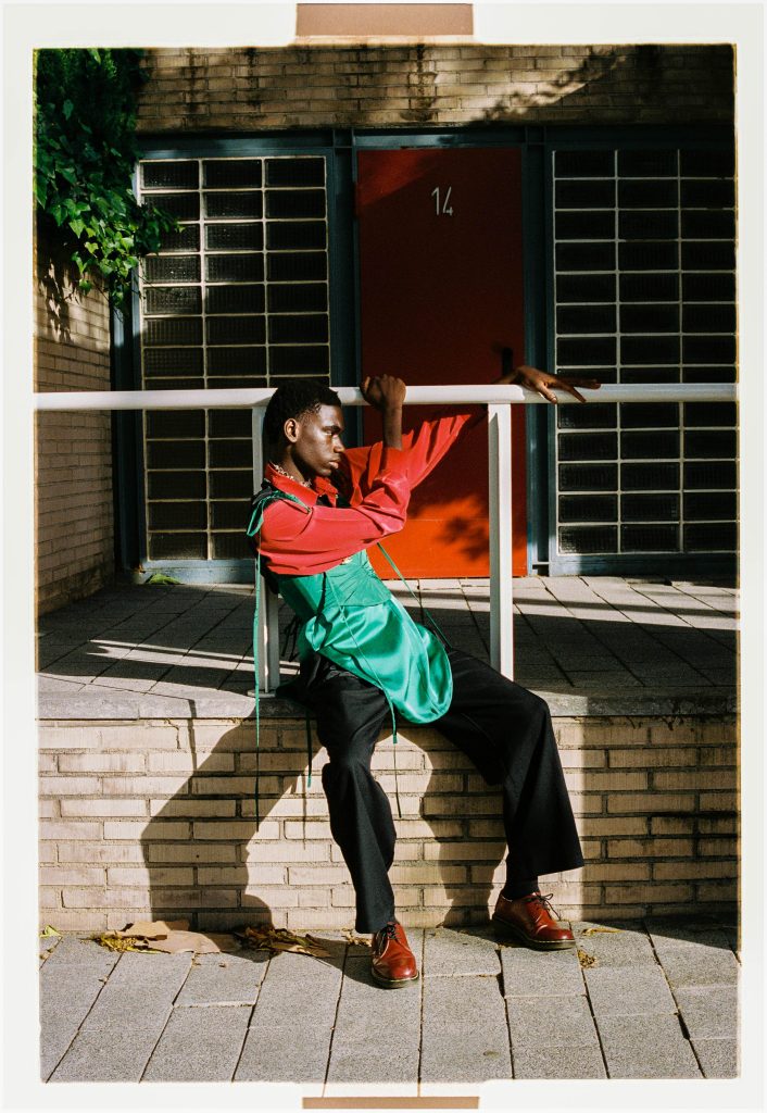 Solea: Tapestry of Modern Fashion with Artistic Heritage Solea: Tapestry of Modern Fashion with Artistic Heritage Vanity Teen 虚荣青年 Lifestyle & new faces magazine