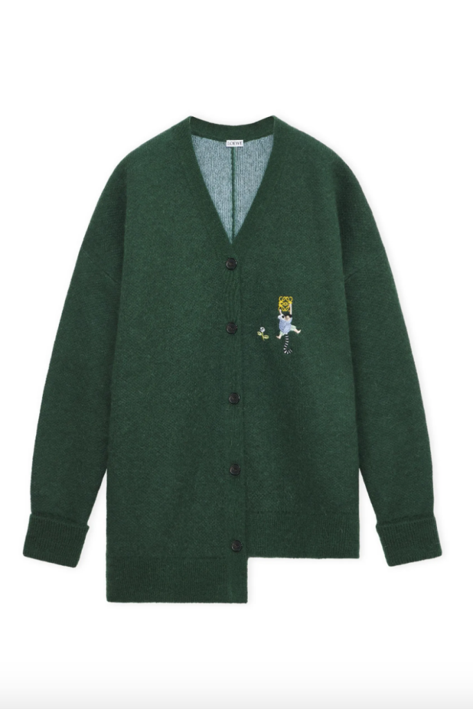 LOEWE Unveils its 2023 Holiday Collection LOEWE Unveils its 2023 Holiday Collection Vanity Teen 虚荣青年 Lifestyle & new faces magazine