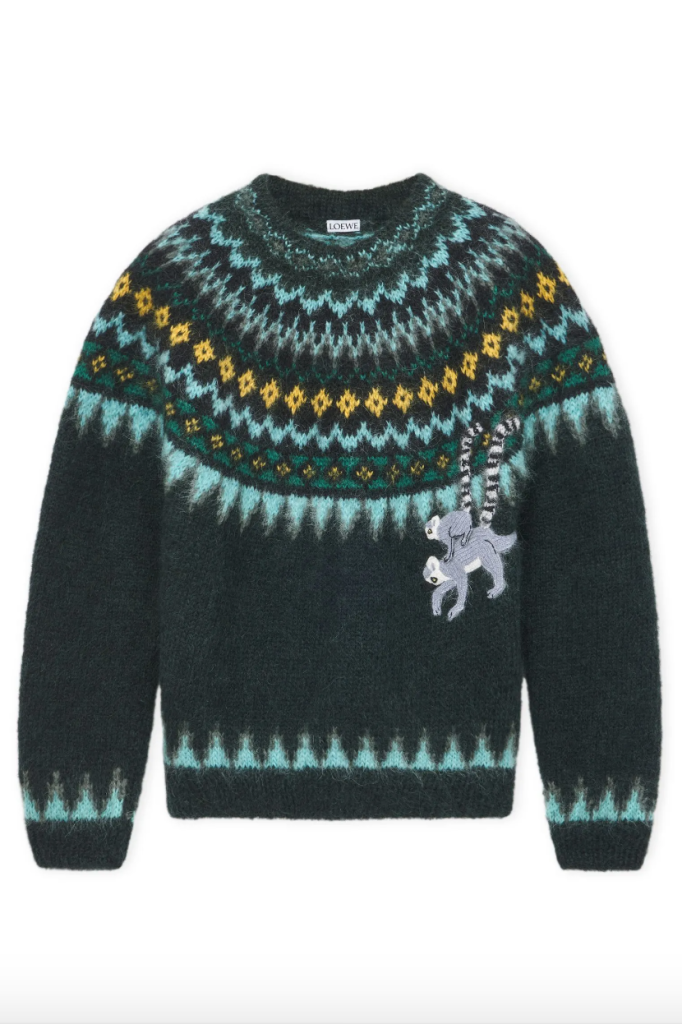 LOEWE Unveils its 2023 Holiday Collection LOEWE Unveils its 2023 Holiday Collection Vanity Teen 虚荣青年 Lifestyle & new faces magazine