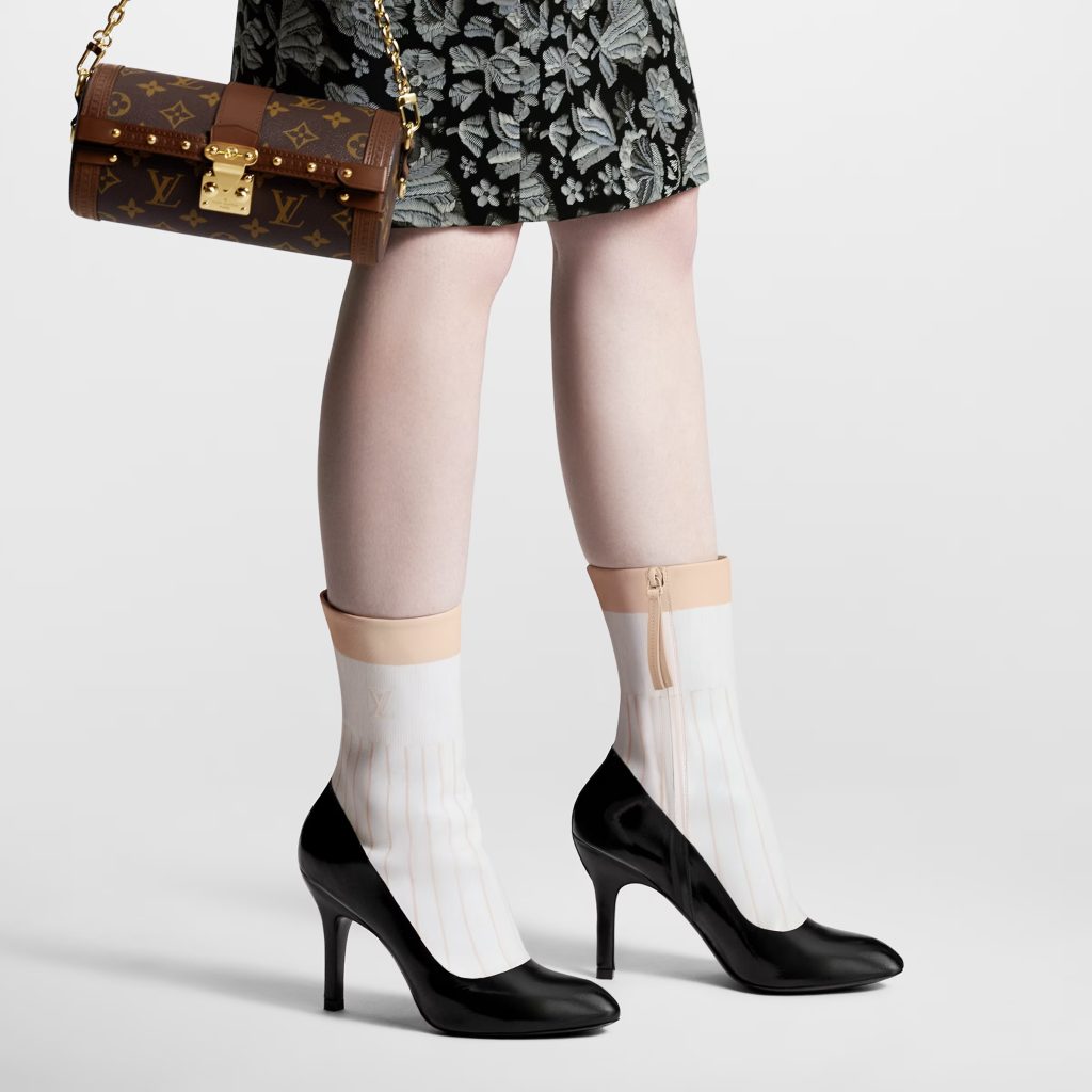 LOUIS VUITTON Releases "Prosthetic Leg" High Heels LOUIS VUITTON Releases "Prosthetic Leg" High Heels Vanity Teen 虚荣青年 Lifestyle & new faces magazine