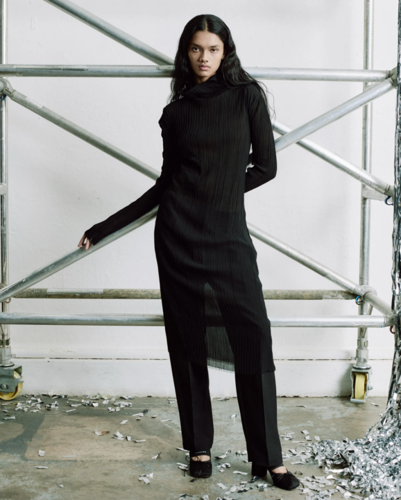 MM6 Maison Margiela's Chic Holiday Capsule 2023 MM6 Maison Margiela's Chic Holiday Capsule 2023 Vanity Teen 虚荣青年 Lifestyle & new faces magazine