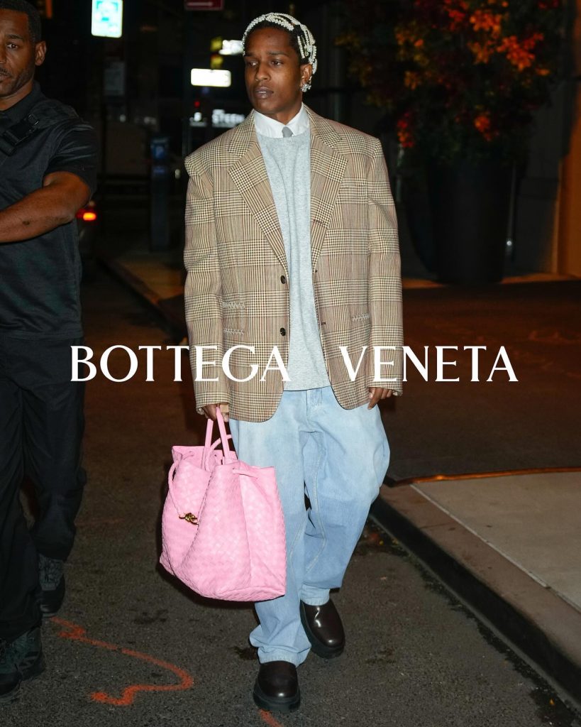 BOTTEGA VENETA Launches Early Spring 2024 Campaign Featuring A$AP Rocky and Kendall Jenner BOTTEGA VENETA Launches Early Spring 2024 Campaign Featuring A$AP Rocky and Kendall Jenner Vanity Teen 虚荣青年 Lifestyle & new faces magazine