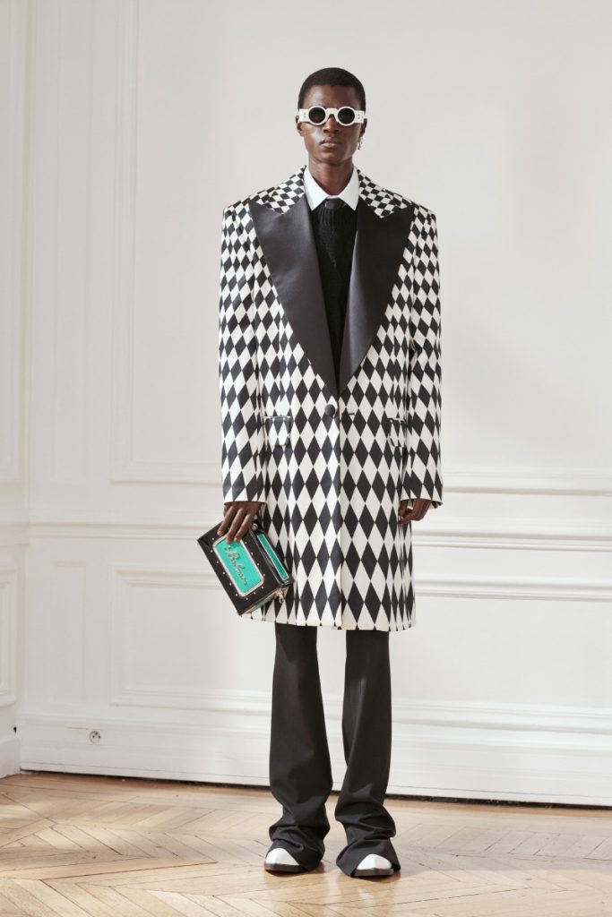 Balmain's Pre-Fall 2024 Collection Honors Its Legacy Under Olivier Rousteing's Direction Vanity Teen 虚荣青年 Lifestyle & new faces magazine Balmain's Pre-Fall 2024 Collection Honors Its Legacy Under Olivier Rousteing's Direction Balmain's Pre-Fall 2024 Collection Honors Its Legacy Under Olivier Rousteing's Direction Vanity Teen 虚荣青年 Lifestyle & new faces magazine