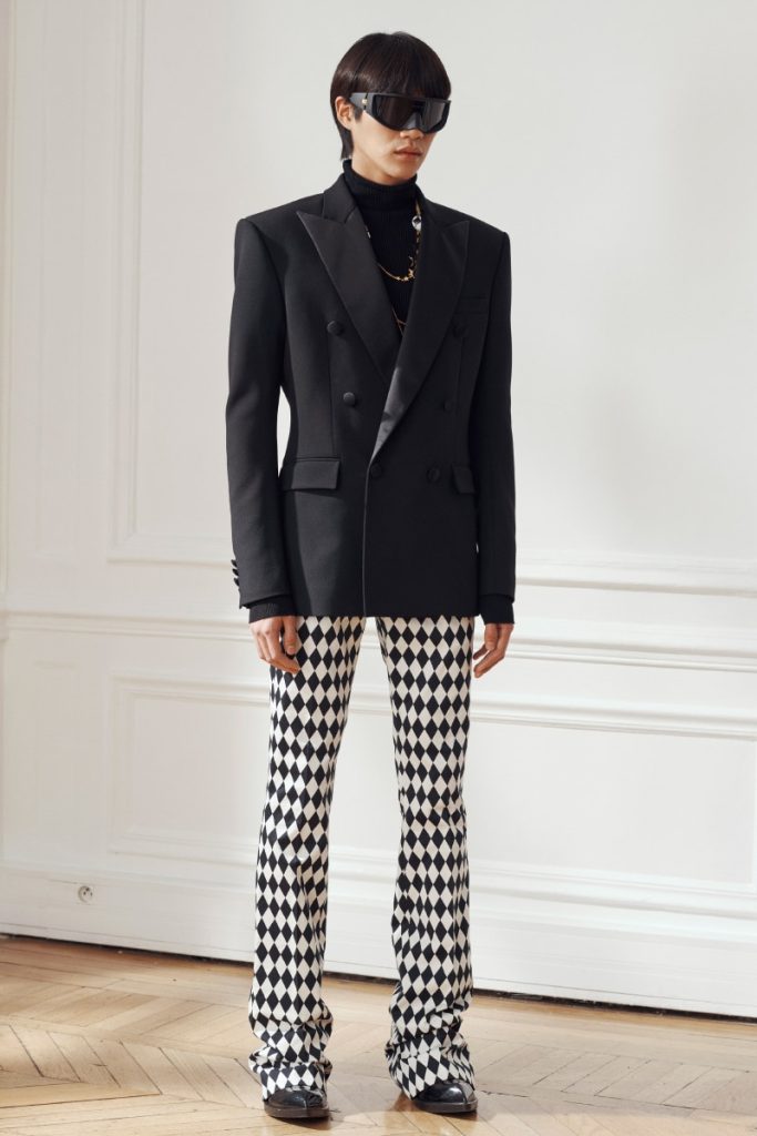 Balmain's Pre-Fall 2024 Collection Honors Its Legacy Under Olivier Rousteing's Direction Vanity Teen 虚荣青年 Lifestyle & new faces magazine Balmain's Pre-Fall 2024 Collection Honors Its Legacy Under Olivier Rousteing's Direction Balmain's Pre-Fall 2024 Collection Honors Its Legacy Under Olivier Rousteing's Direction Vanity Teen 虚荣青年 Lifestyle & new faces magazine