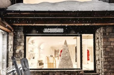 Jacquemus Opens Seasonal Store in Courchevel for Ski Enthusiasts Jacquemus Opens Seasonal Store in Courchevel for Ski Enthusiasts Vanity Teen 虚荣青年 Lifestyle & new faces magazine