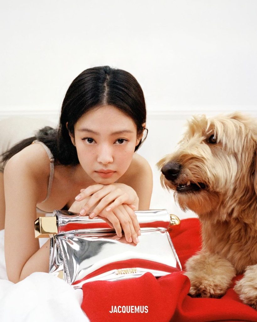 Jennie of Blackpink Stars in JACQUEMUS GUIRLANDE Holiday Collection Campaign Jennie of Blackpink Stars in JACQUEMUS GUIRLANDE Holiday Collection Campaign Vanity Teen 虚荣青年 Lifestyle & new faces magazine