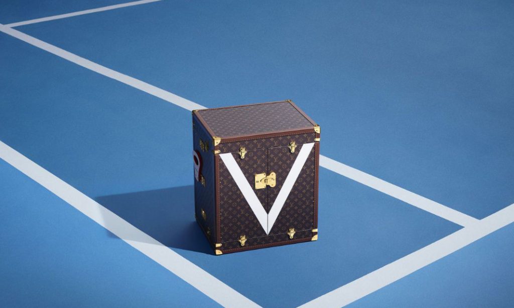 Louis Vuitton Designs Custom Trophy Cases for Australian Open Tennis Finals Louis Vuitton Designs Custom Trophy Cases for Australian Open Tennis Finals Vanity Teen 虚荣青年 Lifestyle & new faces magazine
