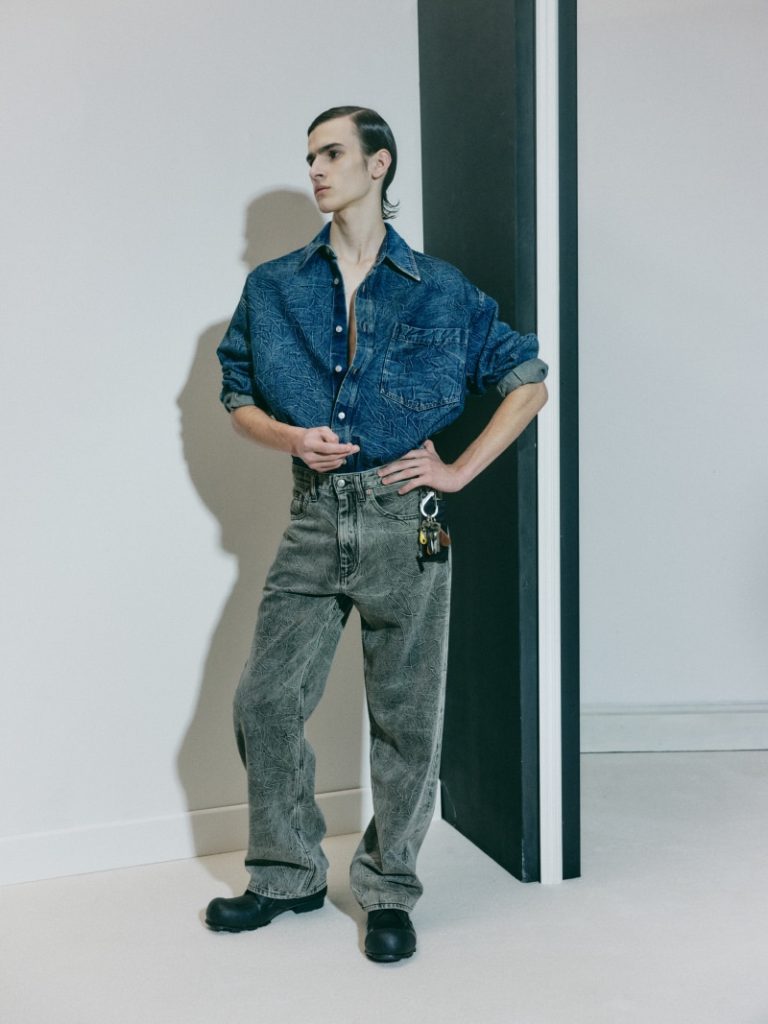 MM6 Unveils Avant Premiere FW24 Collection MM6 Unveils Avant Premiere FW24 Collection Vanity Teen 虚荣青年 Lifestyle & new faces magazine