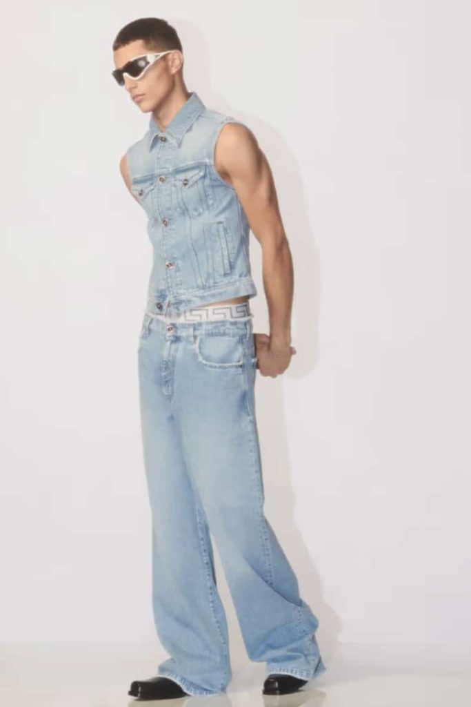 Versace's A Shift to Subdued Elegance in Pre-Fall 2024 Versace's A Shift to Subdued Elegance in Pre-Fall 2024 Vanity Teen 虚荣青年 Lifestyle & new faces magazine