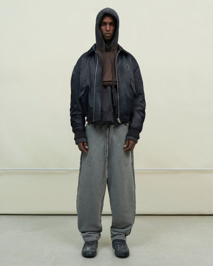 A-COLD-WALL Unveils 'Obscure Renders' Collection for Fall/Winter 2024 A-COLD-WALL Unveils 'Obscure Renders' Collection for Fall/Winter 2024 Vanity Teen 虚荣青年 Lifestyle & new faces magazine