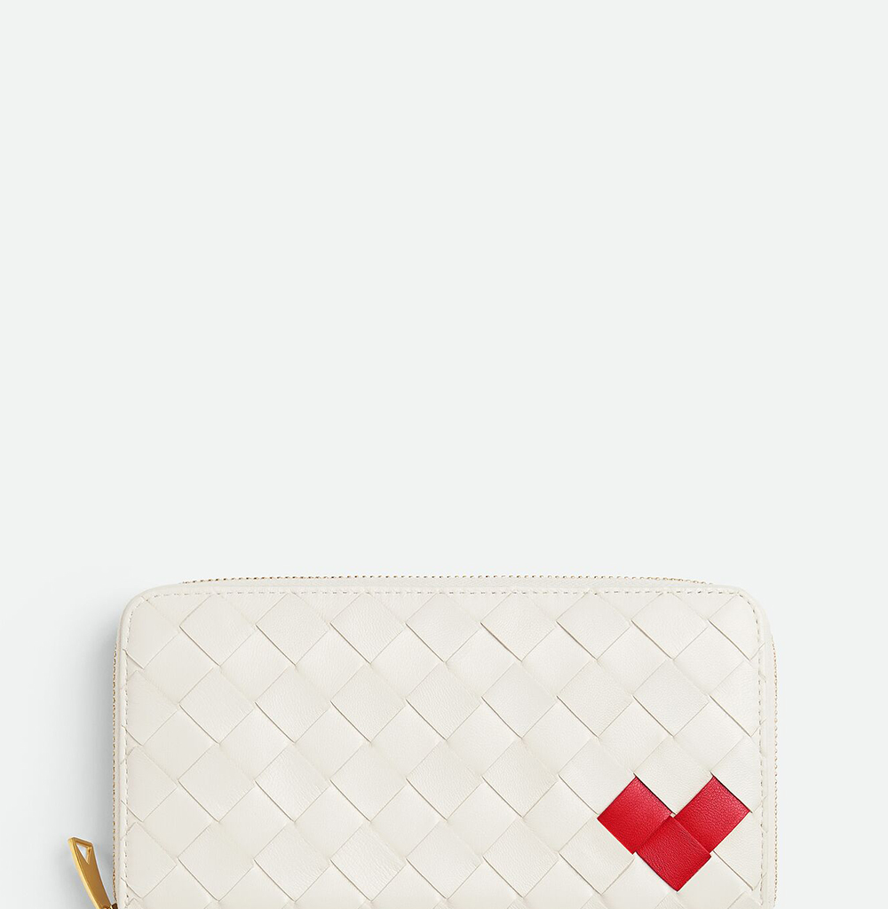 BOTTEGA VENETA Launches Valentine's Day Capsule Collection Vanity Teen 虚荣青年 Lifestyle & new faces magazine BOTTEGA VENETA Launches Valentine's Day Capsule Collection BOTTEGA VENETA Launches Valentine's Day Capsule Collection Vanity Teen 虚荣青年 Lifestyle & new faces magazine