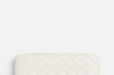 BOTTEGA VENETA Launches Valentine's Day Capsule Collection BOTTEGA VENETA Launches Valentine's Day Capsule Collection Vanity Teen 虚荣青年 Lifestyle & new faces magazine