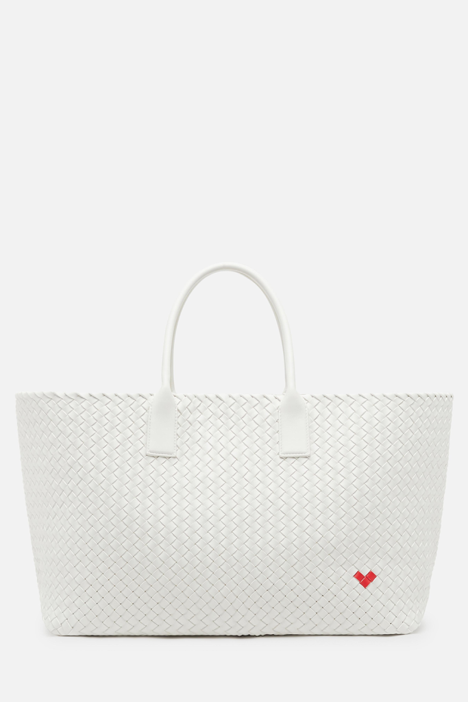 BOTTEGA VENETA Launches Valentine's Day Capsule Collection Vanity Teen 虚荣青年 Lifestyle & new faces magazine BOTTEGA VENETA Launches Valentine's Day Capsule Collection BOTTEGA VENETA Launches Valentine's Day Capsule Collection Vanity Teen 虚荣青年 Lifestyle & new faces magazine