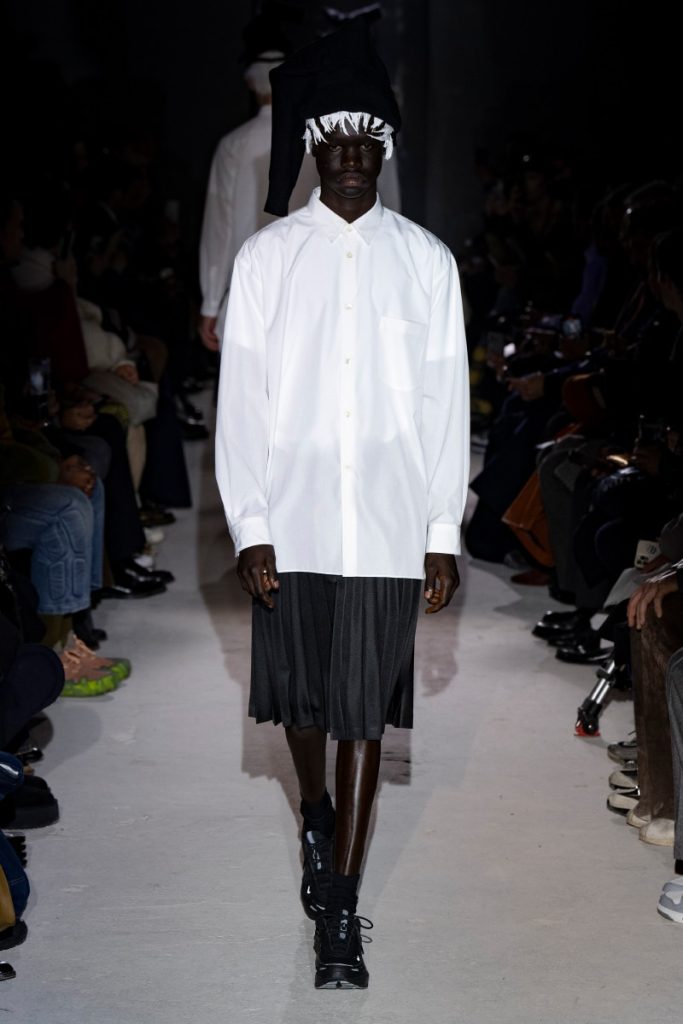 COMME des GARÇONS HOMME PLUS Fall/Winter 2024 Show COMME des GARÇONS HOMME PLUS Fall/Winter 2024 Show Vanity Teen 虚荣青年 Lifestyle & new faces magazine