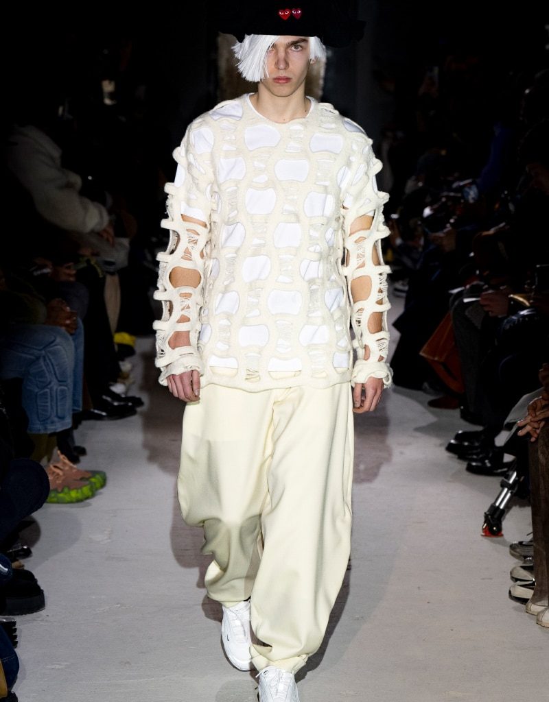 COMME des GARÇONS HOMME PLUS Fall/Winter 2024 Show COMME des GARÇONS HOMME PLUS Fall/Winter 2024 Show Vanity Teen 虚荣青年 Lifestyle & new faces magazine