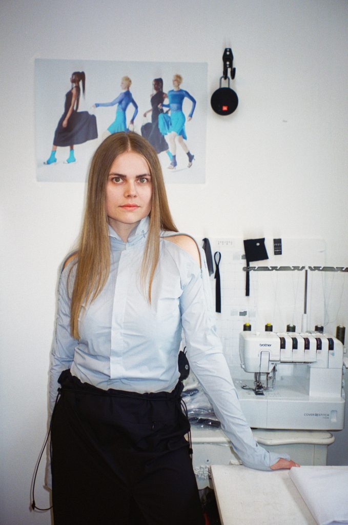 Johanna Parv and her Tess McGill(s) 3.0 Johanna Parv and her Tess McGill(s) 3.0 Vanity Teen 虚荣青年 Lifestyle & new faces magazine