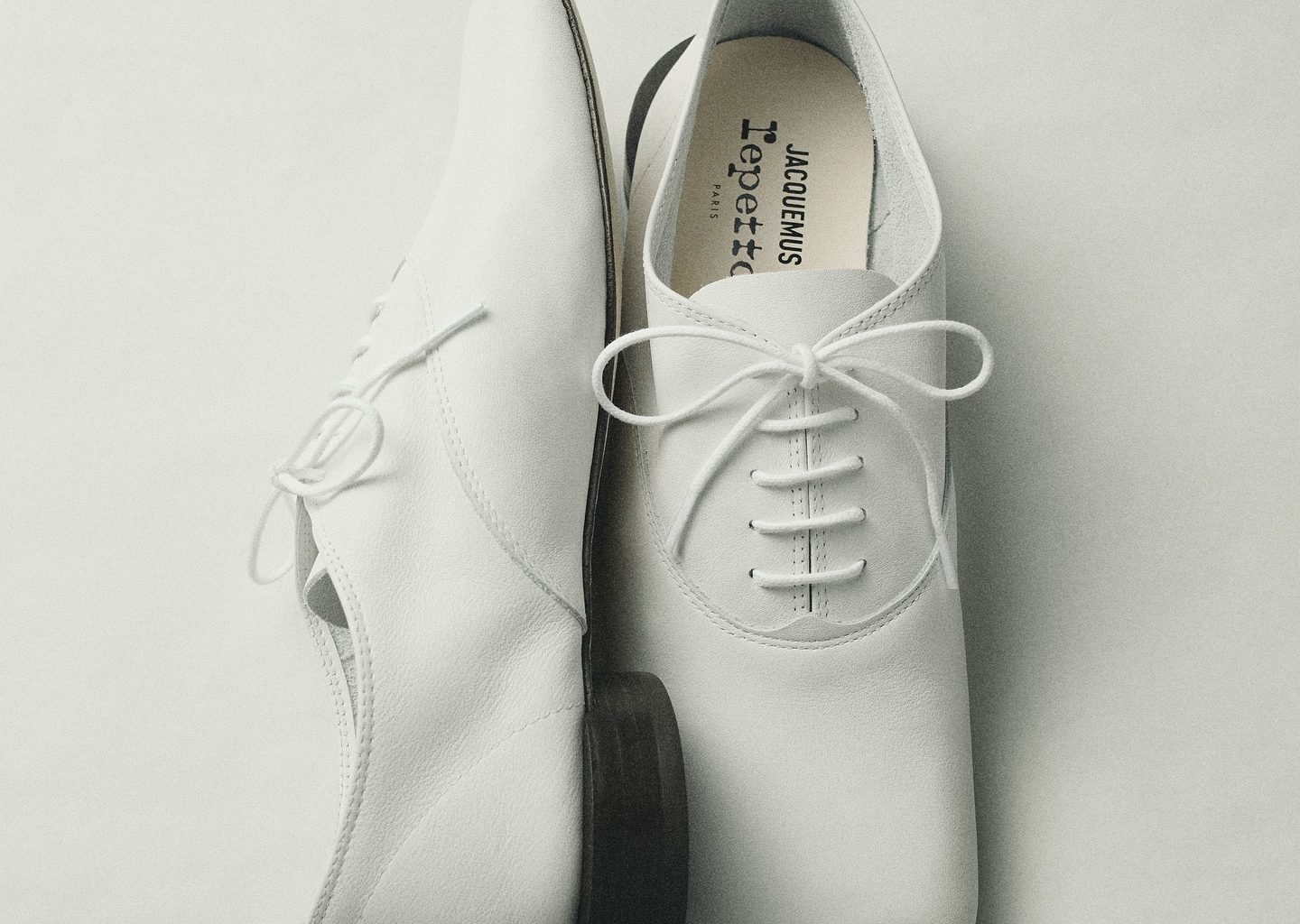 JACQUEMUS Collaborates with Repetto to Launch New Footwear Vanity Teen 虚荣青年 Lifestyle & new faces magazine JACQUEMUS Collaborates with Repetto to Launch New Footwear JACQUEMUS Collaborates with Repetto to Launch New Footwear Vanity Teen 虚荣青年 Lifestyle & new faces magazine