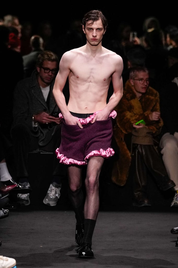 JW Anderson's Bold and Sensual Fall/Winter 2024 Collection Unveiled JW Anderson's Bold and Sensual Fall/Winter 2024 Collection Unveiled Vanity Teen 虚荣青年 Lifestyle & new faces magazine