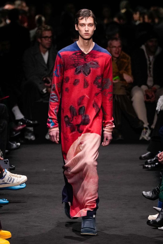 JW Anderson's Bold and Sensual Fall/Winter 2024 Collection Unveiled JW Anderson's Bold and Sensual Fall/Winter 2024 Collection Unveiled Vanity Teen 虚荣青年 Lifestyle & new faces magazine