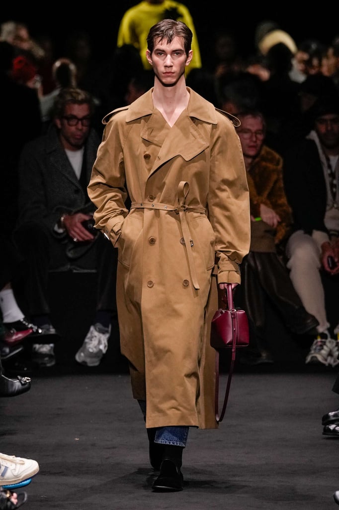 JW Anderson's Bold and Sensual Fall/Winter 2024 Collection Unveiled JW Anderson's Bold and Sensual Fall/Winter 2024 Collection Unveiled Vanity Teen 虚荣青年 Lifestyle & new faces magazine