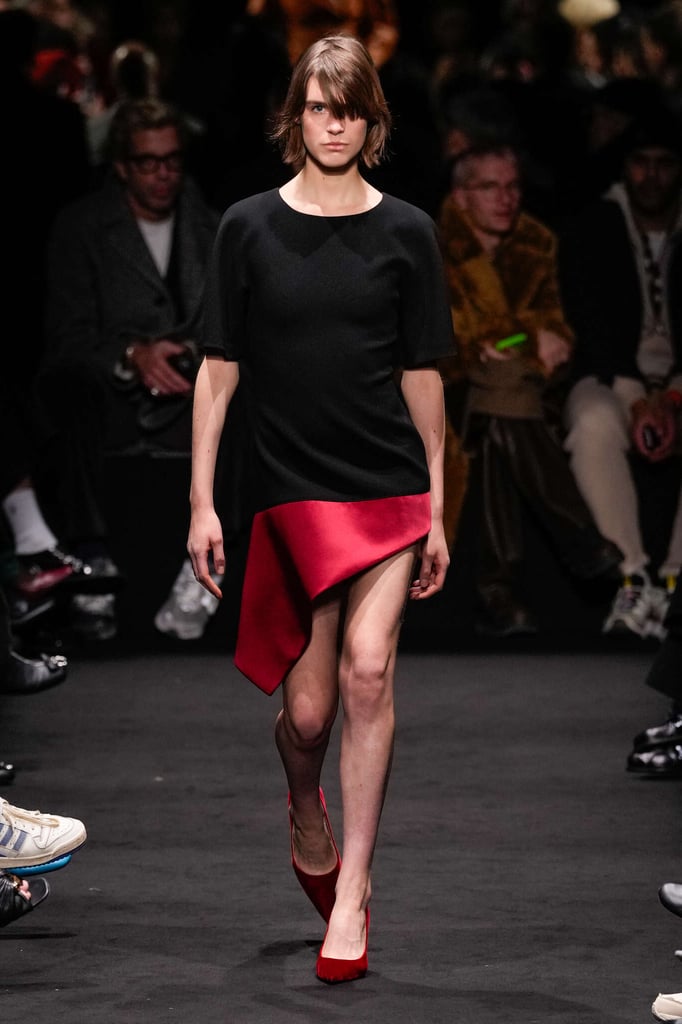 JW Anderson's Bold and Sensual Fall/Winter 2024 Collection Unveiled JW Anderson's Bold and Sensual Fall/Winter 2024 Collection Unveiled Vanity Teen 虚荣青年 Lifestyle & new faces magazine