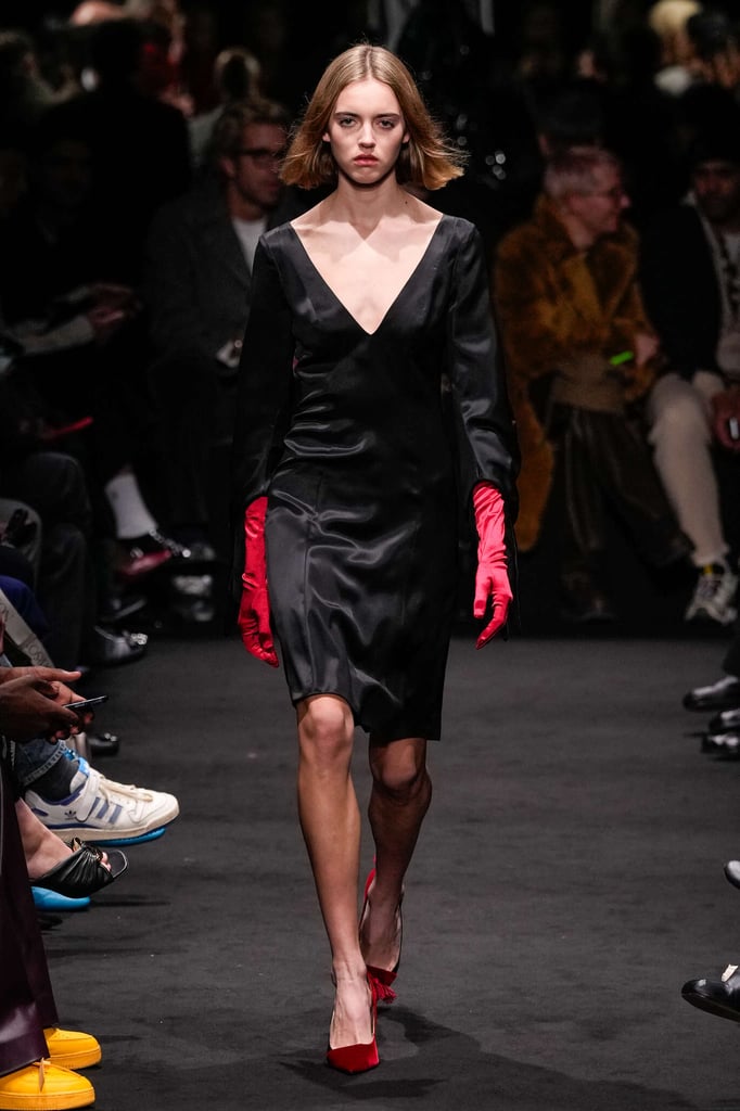 JW Anderson's Bold and Sensual Fall/Winter 2024 Collection Unveiled JW Anderson's Bold and Sensual Fall/Winter 2024 Collection Unveiled Vanity Teen 虚荣青年 Lifestyle & new faces magazine