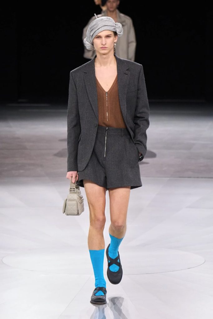 Kim Jones' Dior Fall/Winter 2024/25 Collection Kim Jones' Dior Fall/Winter 2024/25 Collection Vanity Teen 虚荣青年 Lifestyle & new faces magazine