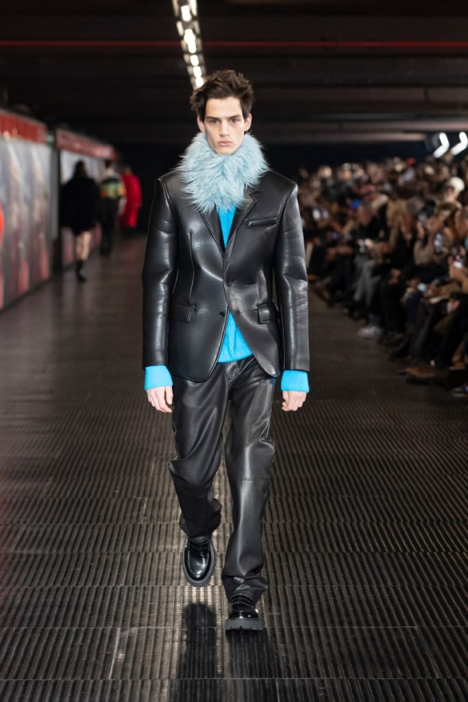 MSGM Unveils Its 2024 Autumn/Winter Collection in a Unique Subway Setting MSGM Unveils Its 2024 Autumn/Winter Collection in a Unique Subway Setting Vanity Teen 虚荣青年 Lifestyle & new faces magazine