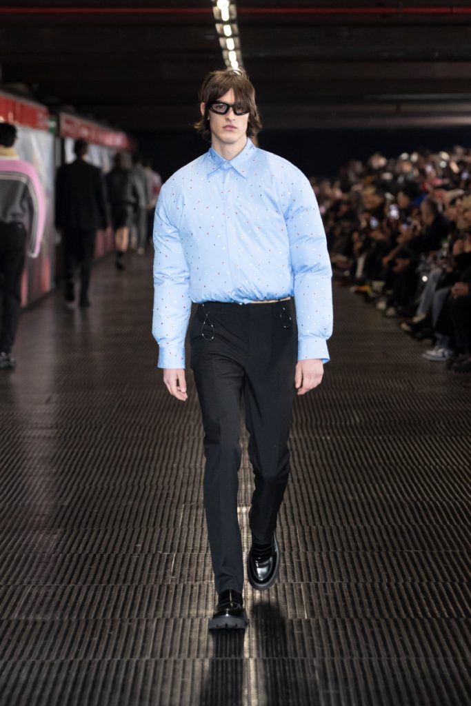 MSGM Unveils Its 2024 Autumn/Winter Collection in a Unique Subway Setting MSGM Unveils Its 2024 Autumn/Winter Collection in a Unique Subway Setting Vanity Teen 虚荣青年 Lifestyle & new faces magazine