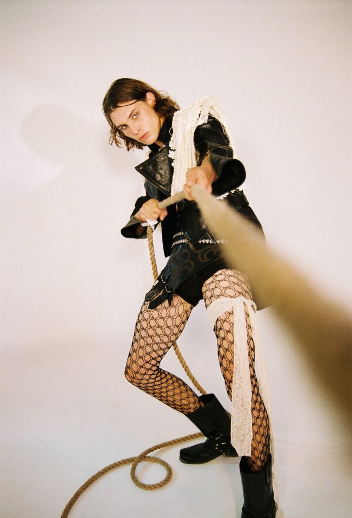 Whispers of the Sea Whispers of the Sea Vanity Teen 虚荣青年 Lifestyle & new faces magazine