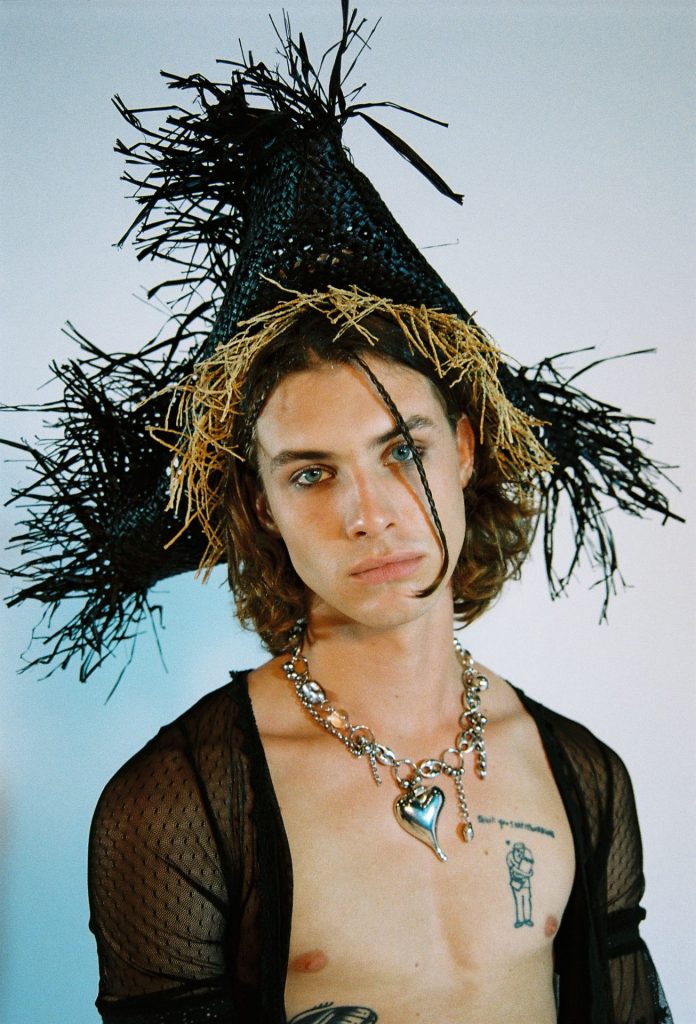 Whispers of the Sea Whispers of the Sea Vanity Teen 虚荣青年 Lifestyle & new faces magazine