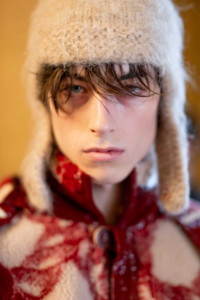 Pronounce's "Zhuangzi’s Butterfly" Collection: A Fusion of Dreams and Reality for Fall/Winter 2024 BACKSTAGE Pronounce's "Zhuangzi’s Butterfly" Collection: A Fusion of Dreams and Reality for Fall/Winter 2024 BACKSTAGE Vanity Teen 虚荣青年 Lifestyle & new faces magazine